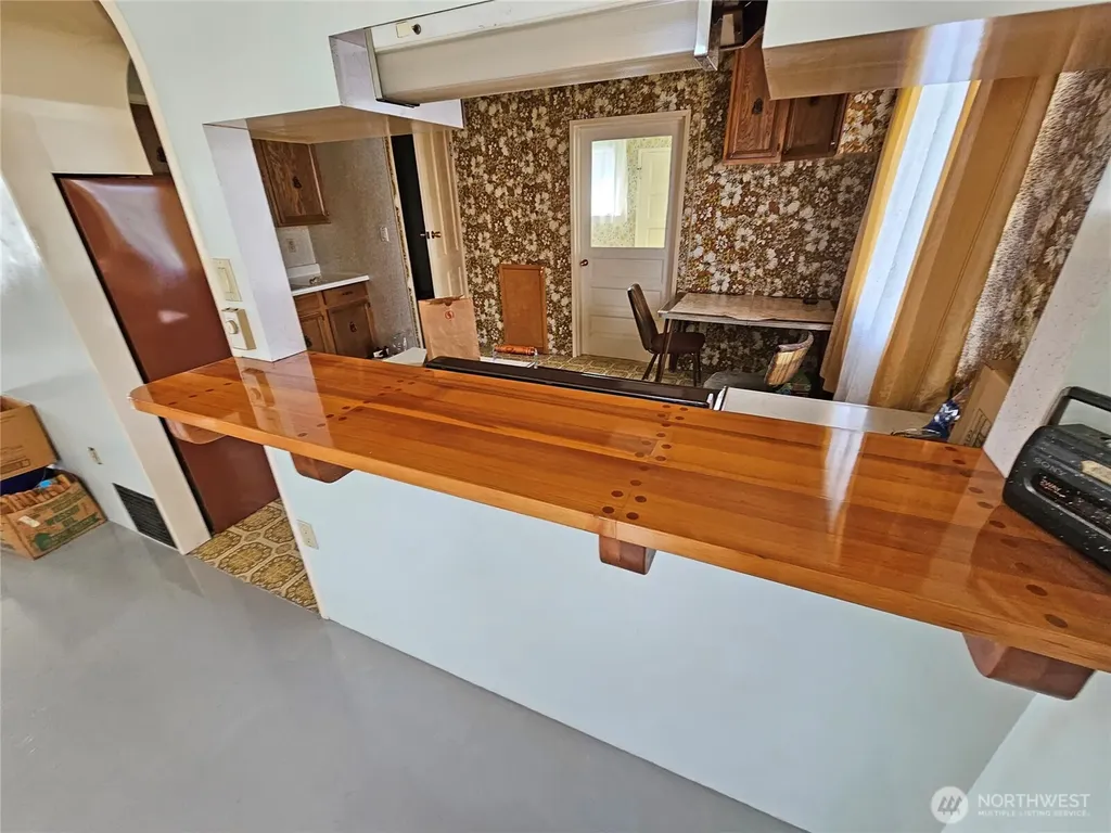 120 S Park Oakville WA 98568