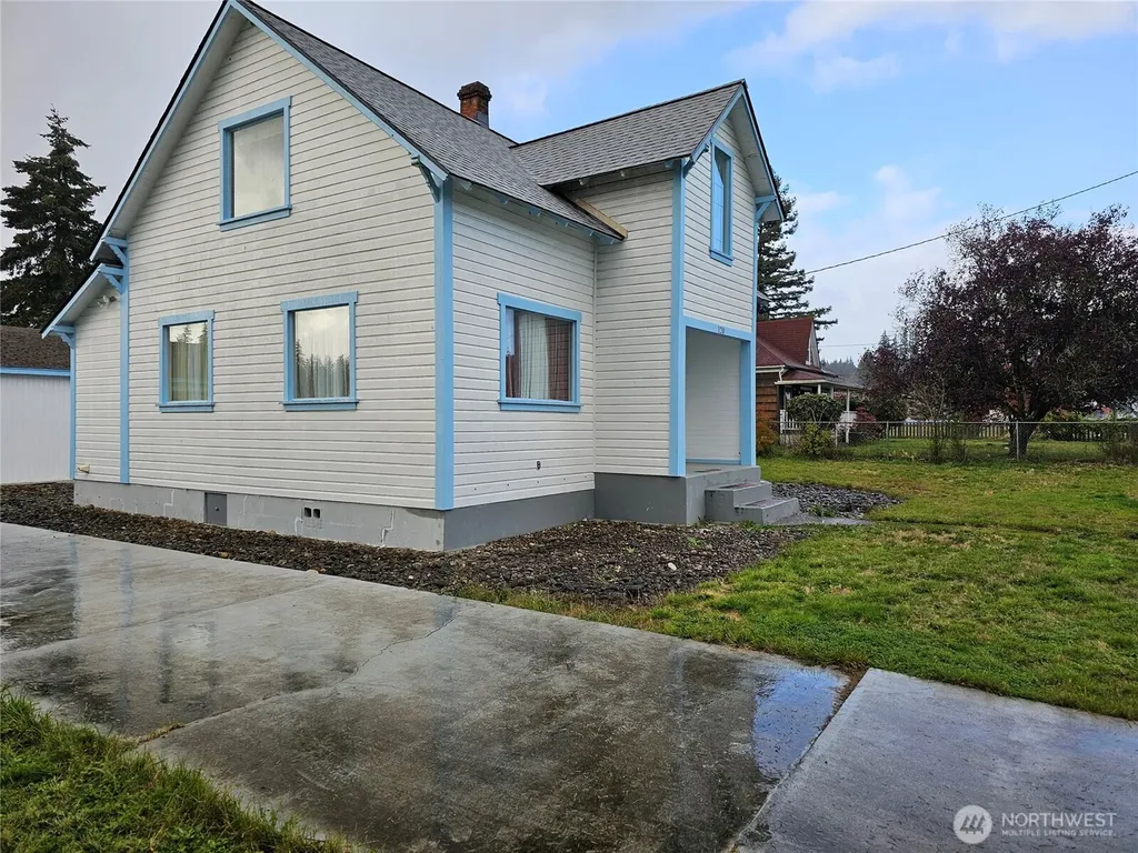 120 S Park Oakville WA 98568