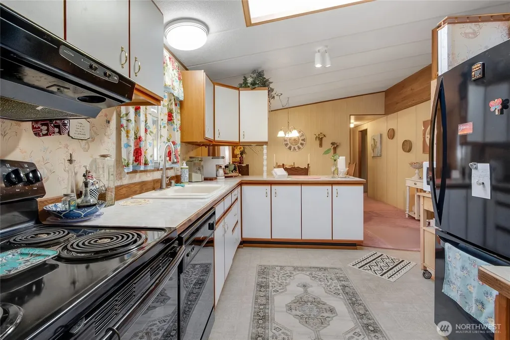 10106 192nd St Court E Graham WA 98338