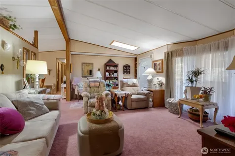 10106 192nd St Court E Graham WA 98338