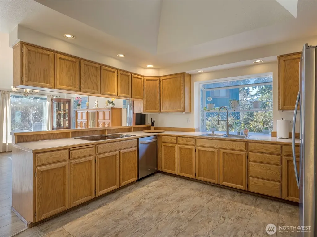 81 Seamount Drive Brinnon WA 98320