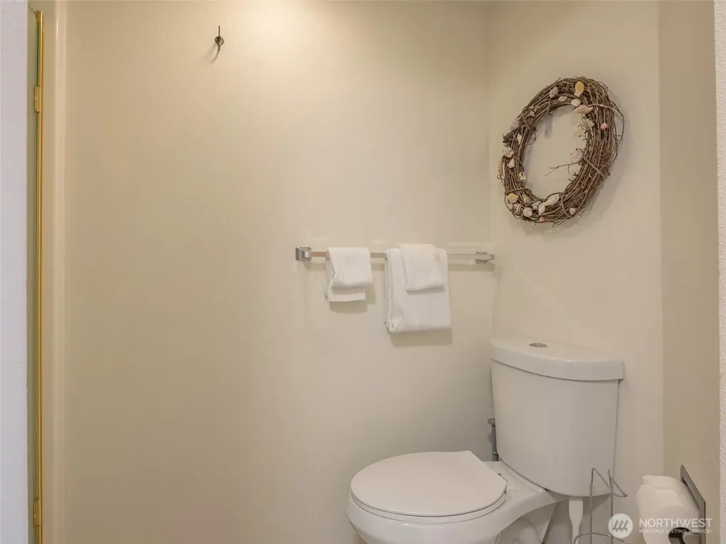 81 Seamount Drive Brinnon WA 98320