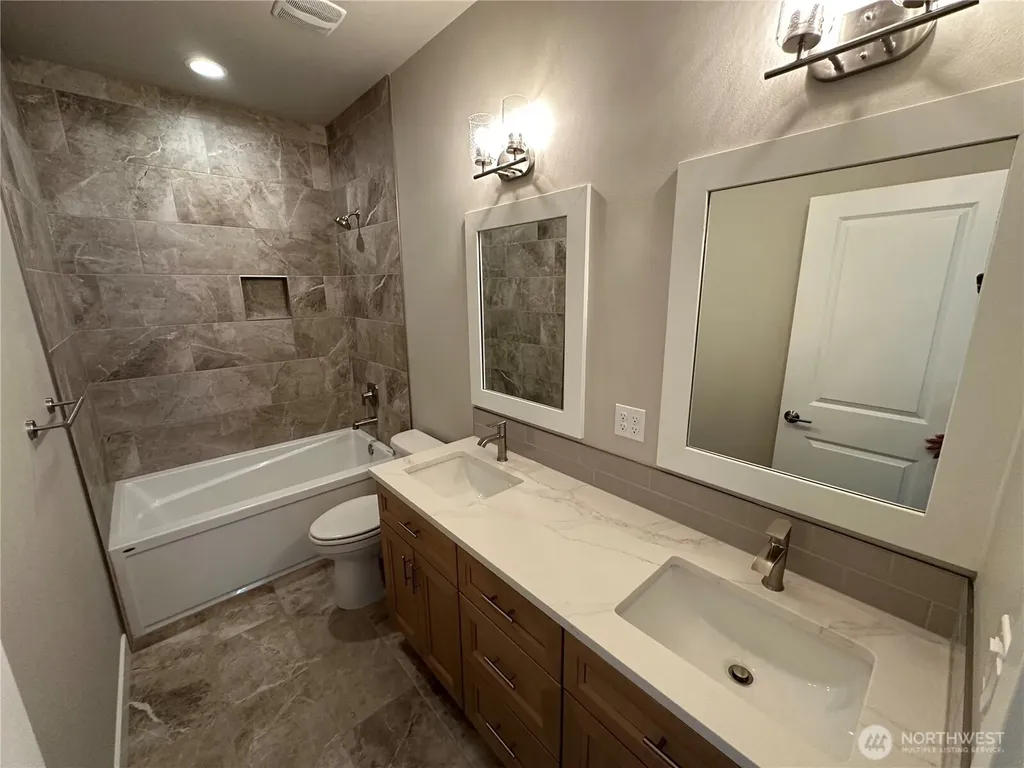 6841 Kyodi Court SE Tumwater WA 98501