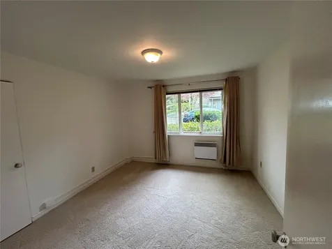 4717 Terrace Drive NE Seattle WA 98105