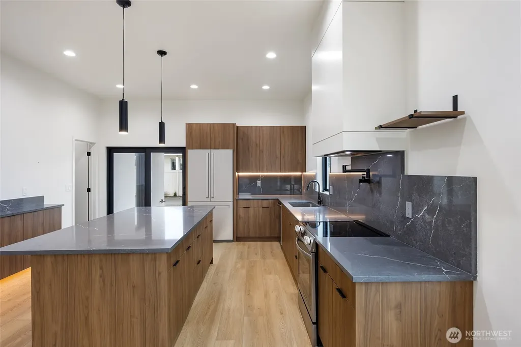 501 S Sand Dune Road Moses Lake WA 98837