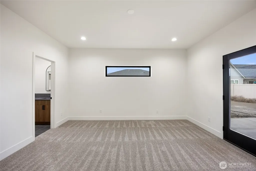 501 S Sand Dune Road Moses Lake WA 98837