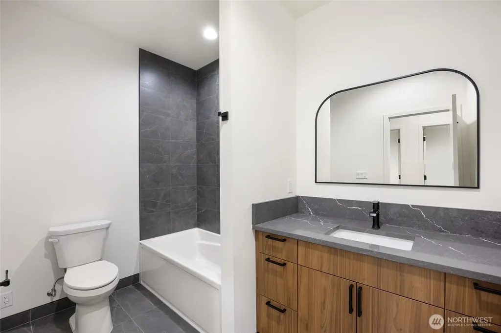 501 S Sand Dune Road Moses Lake WA 98837
