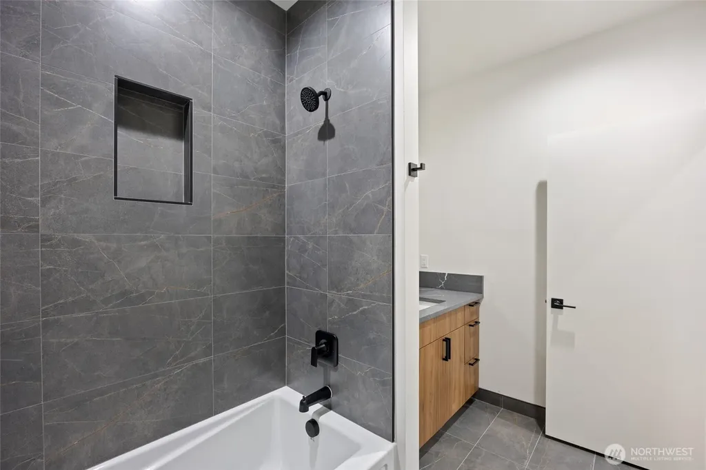 501 S Sand Dune Road Moses Lake WA 98837