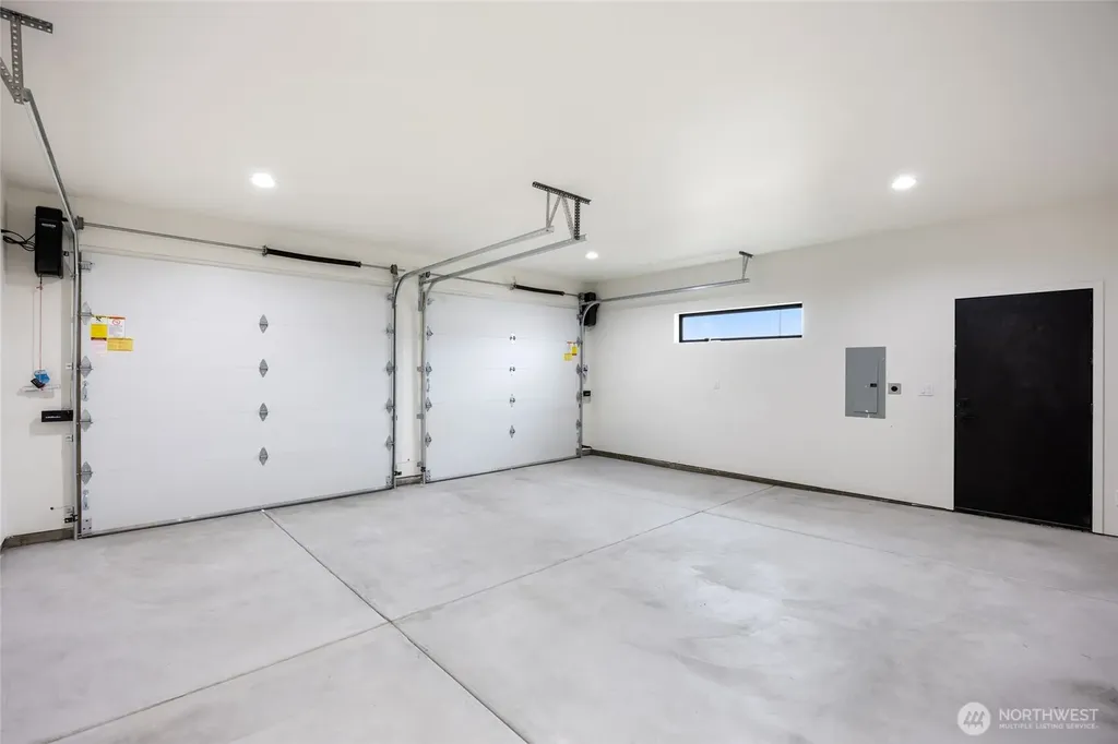 501 S Sand Dune Road Moses Lake WA 98837