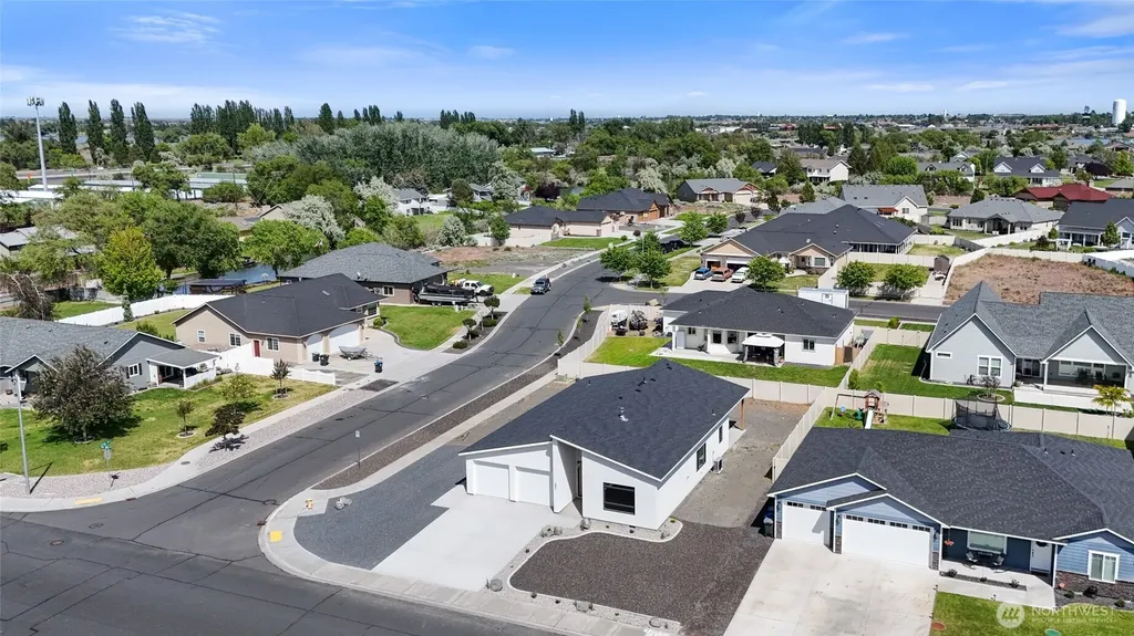501 S Sand Dune Road Moses Lake WA 98837