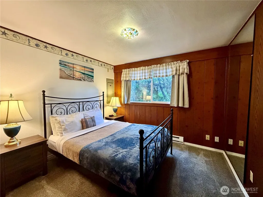 757 Ocean Court NW Ocean Shores WA 98569