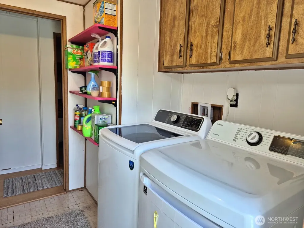 16300 State Highway 305 NE Poulsbo WA 98370