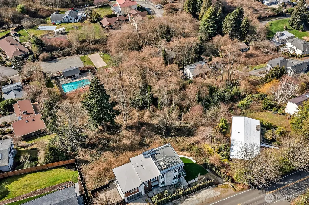 29500 2nd Avenue SW Federal Way WA 98023