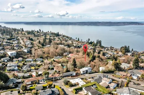 29500 2nd Avenue SW Federal Way WA 98023