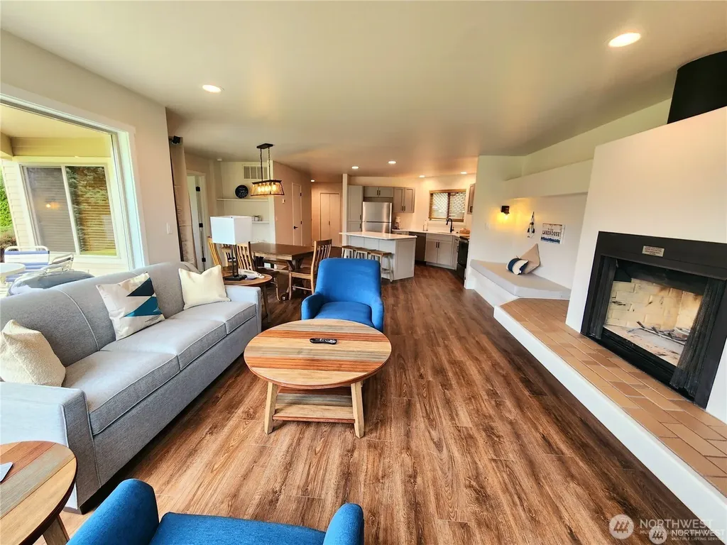 1 Lodge 614-j Manson WA 98831