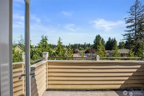 13207 97th Avenue E Puyallup WA 98373