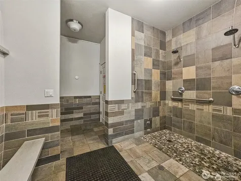 13207 97th Avenue E Puyallup WA 98373