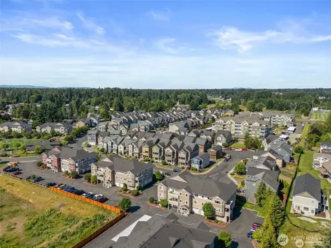 13207 97th Avenue E Puyallup WA 98373