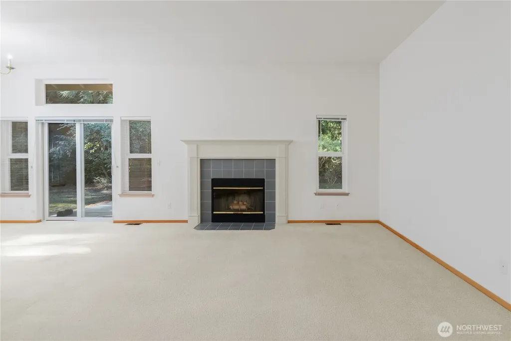 425 Baycliff Drive Port Townsend WA 98368