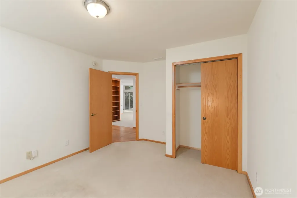425 Baycliff Drive Port Townsend WA 98368