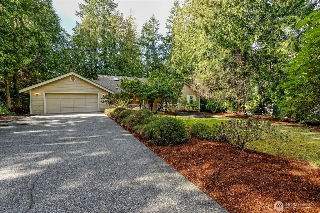 425 Baycliff Drive Port Townsend WA 98368