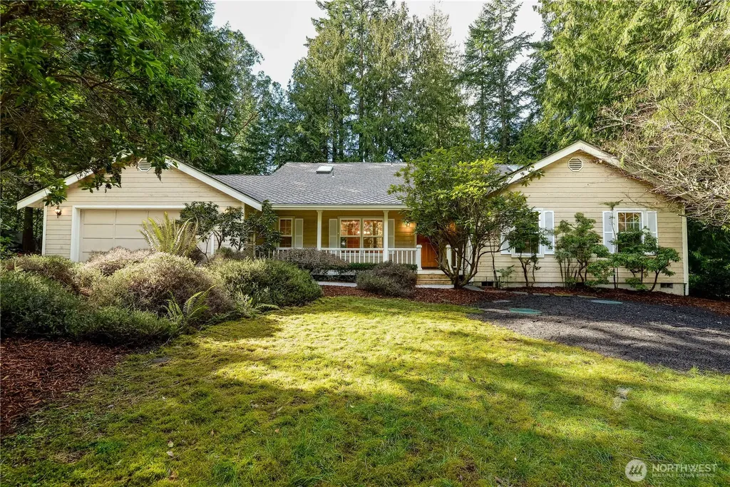 425 Baycliff Drive Port Townsend WA 98368