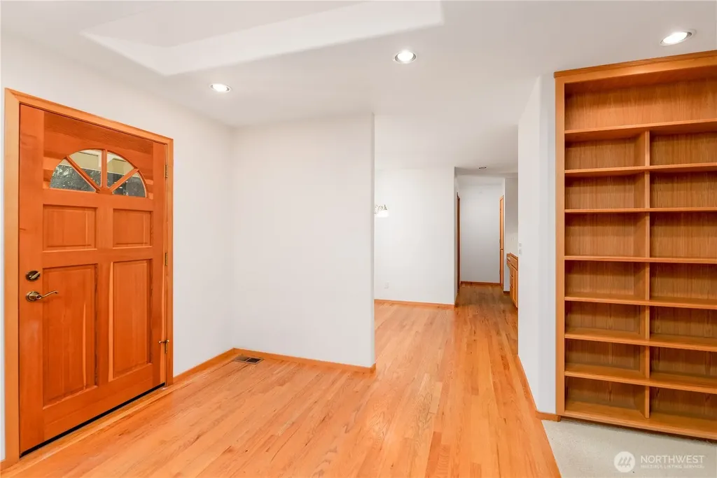 425 Baycliff Drive Port Townsend WA 98368