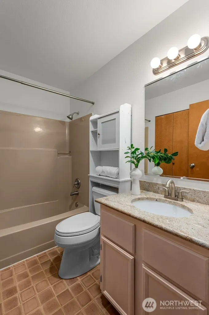 412 10th Street Kirkland WA 98033
