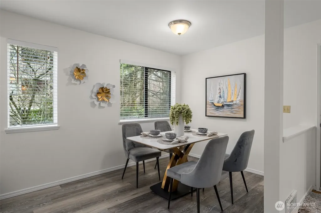 412 10th Street Kirkland WA 98033