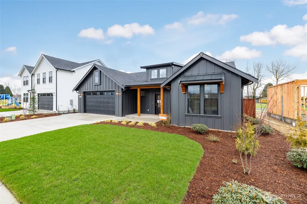 619 Legacy Way Sedro Woolley WA 98284