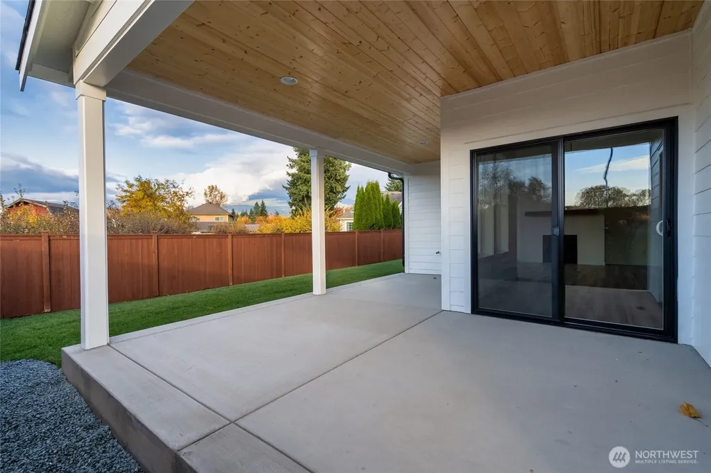 619 Legacy Way Sedro Woolley WA 98284