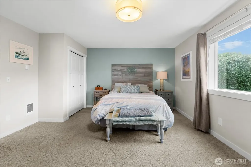 1208 195th Long Beach WA 98731
