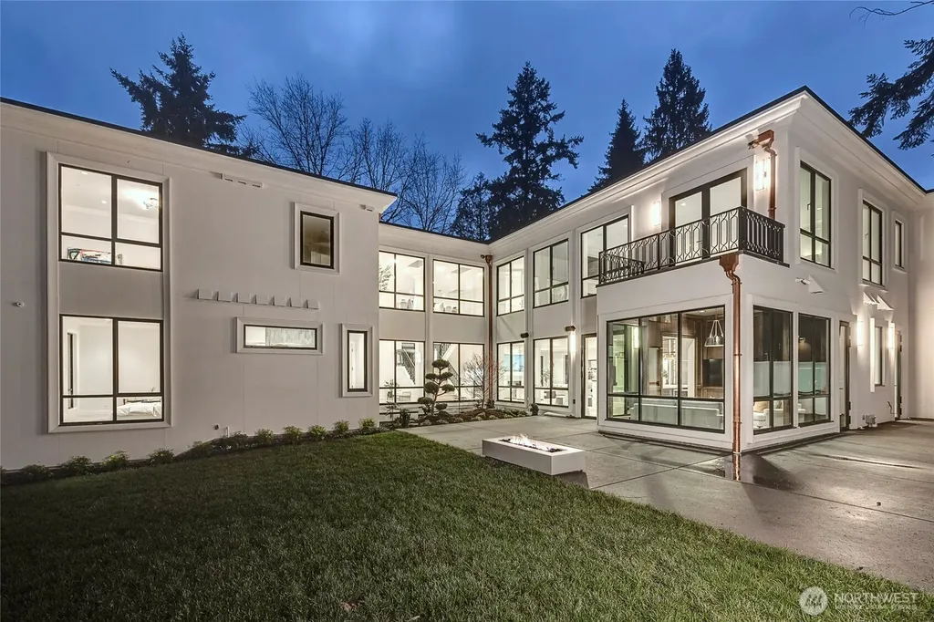 2837 Evergreen Point Road Medina WA 98039