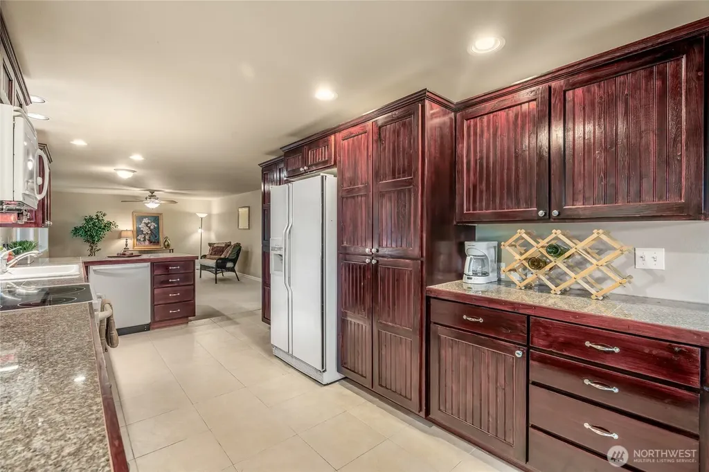 7505 212th Street SW Edmonds WA 98026