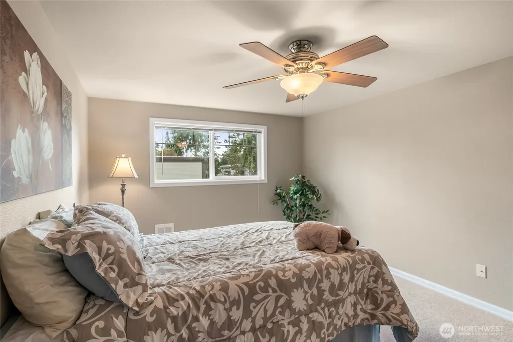 7505 212th Street SW Edmonds WA 98026