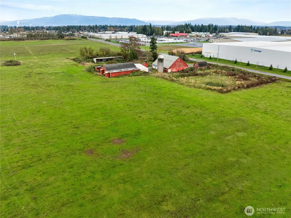 2208 Main Street Lynden WA 98264