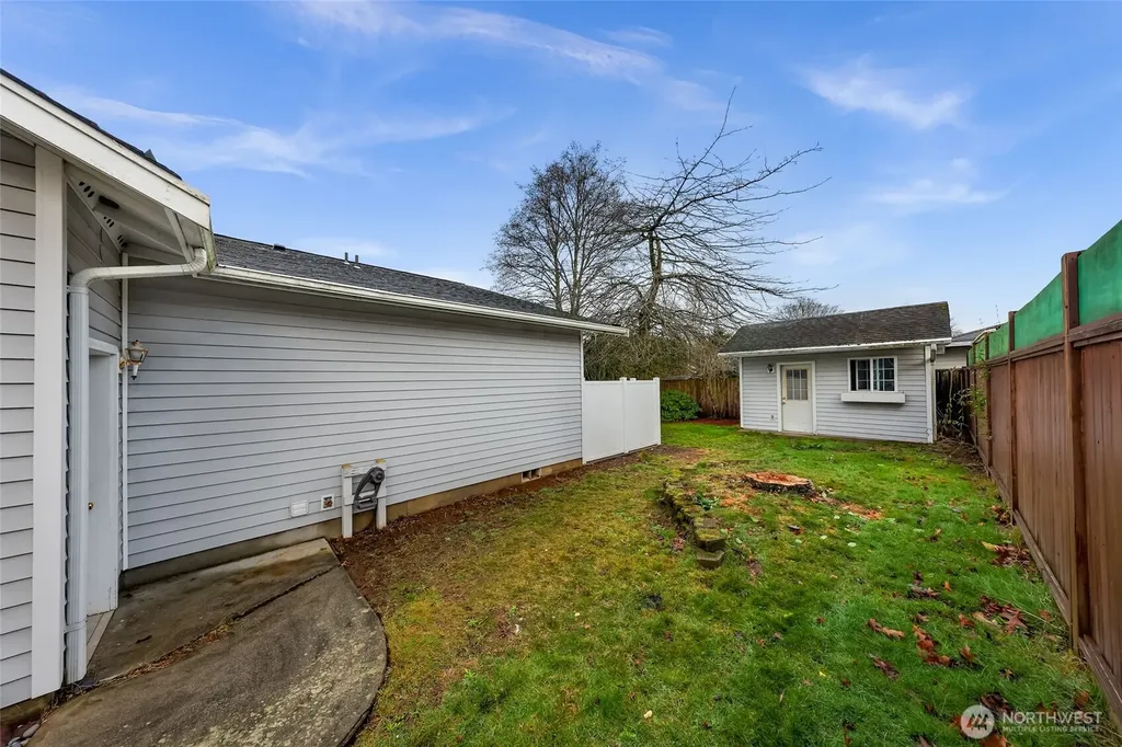 4844 Oakridge Drive Blaine WA 98230