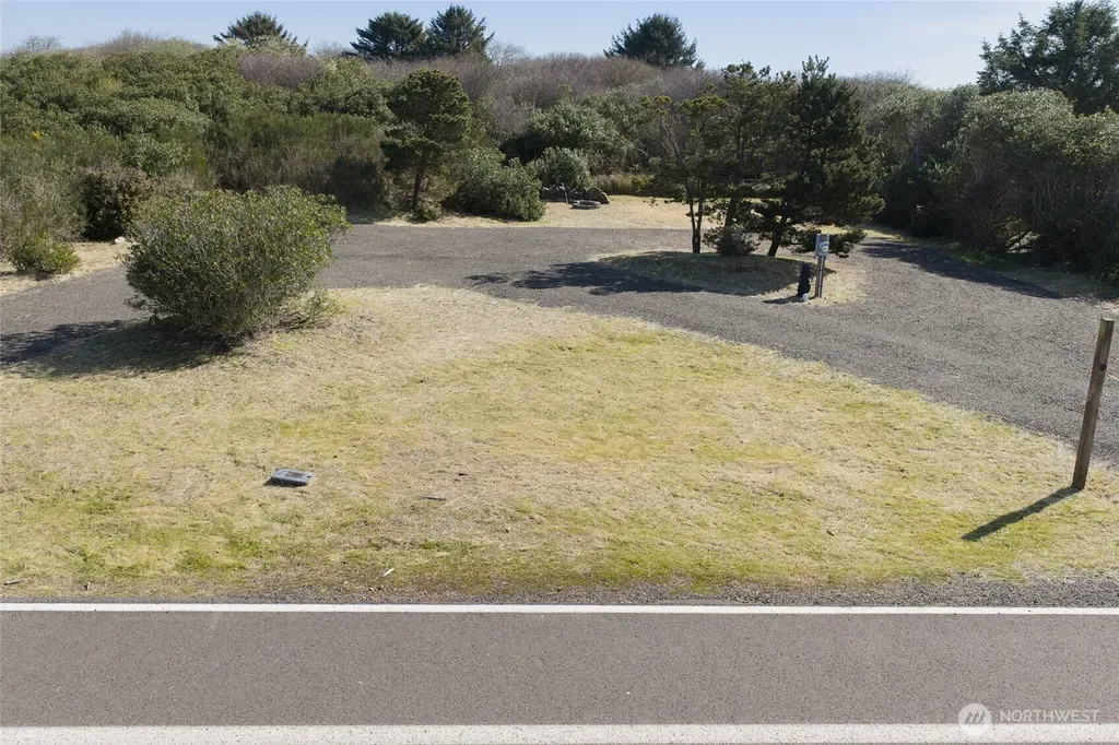 1224 E Ocean Shores Boulevard Ocean Shores WA 98569