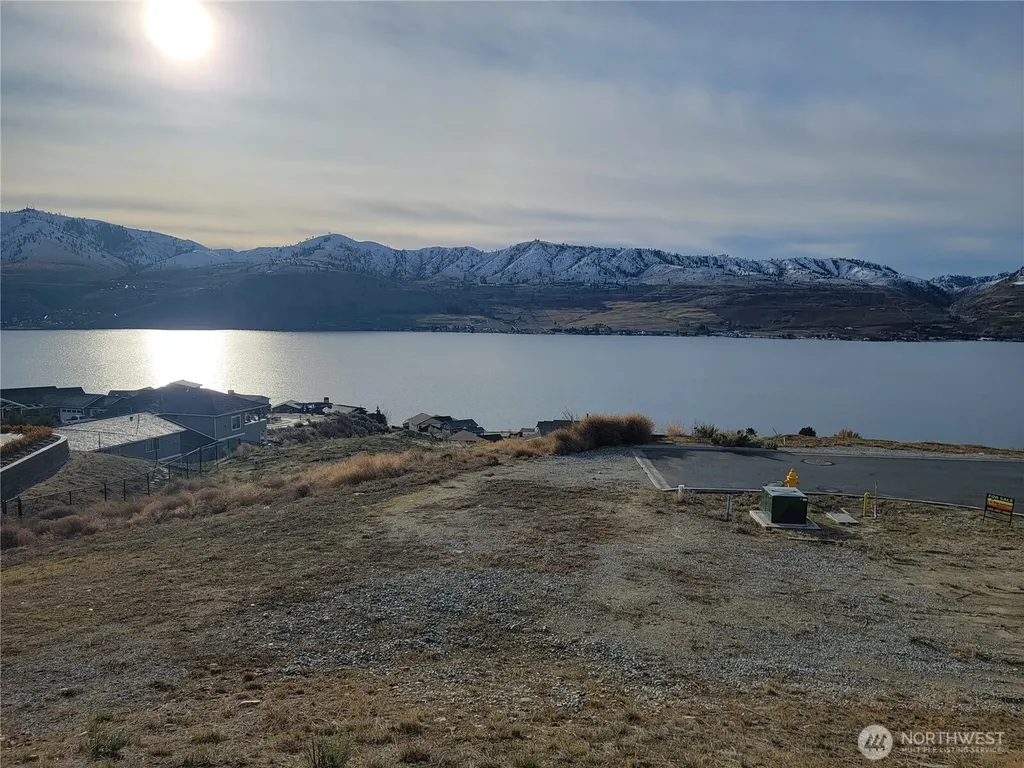 172 Easton Way Chelan WA 98816
