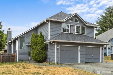 2826 NE 8th Street Renton WA 98056