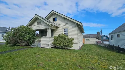 423 S 34th Street Tacoma WA 98418