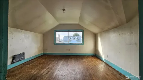 423 S 34th Street Tacoma WA 98418