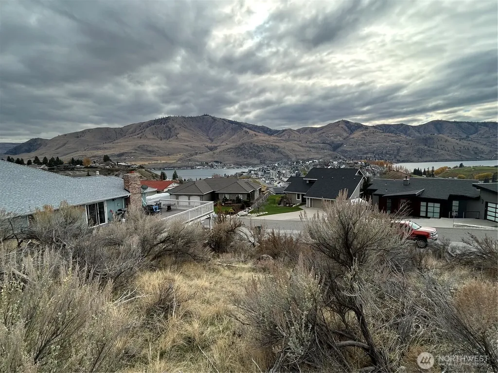 139 Bogey Boulevard Chelan WA 98816