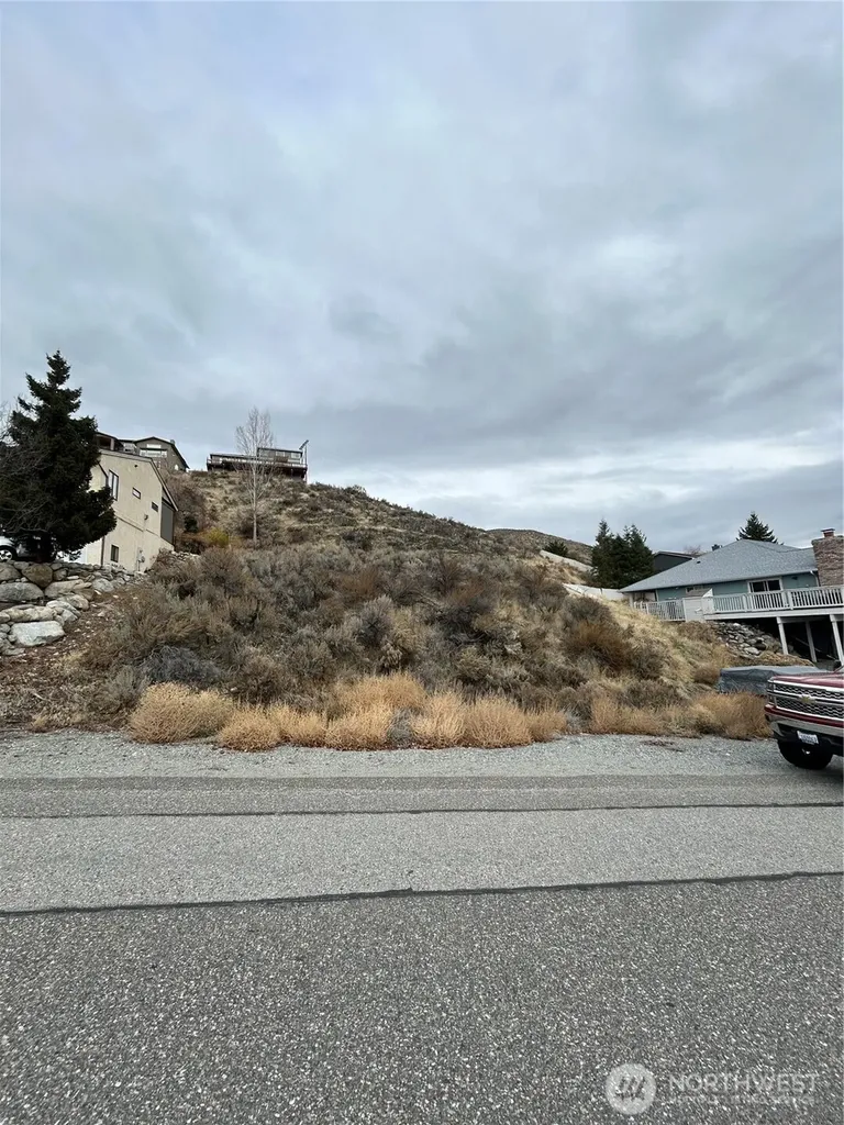 139 Bogey Boulevard Chelan WA 98816