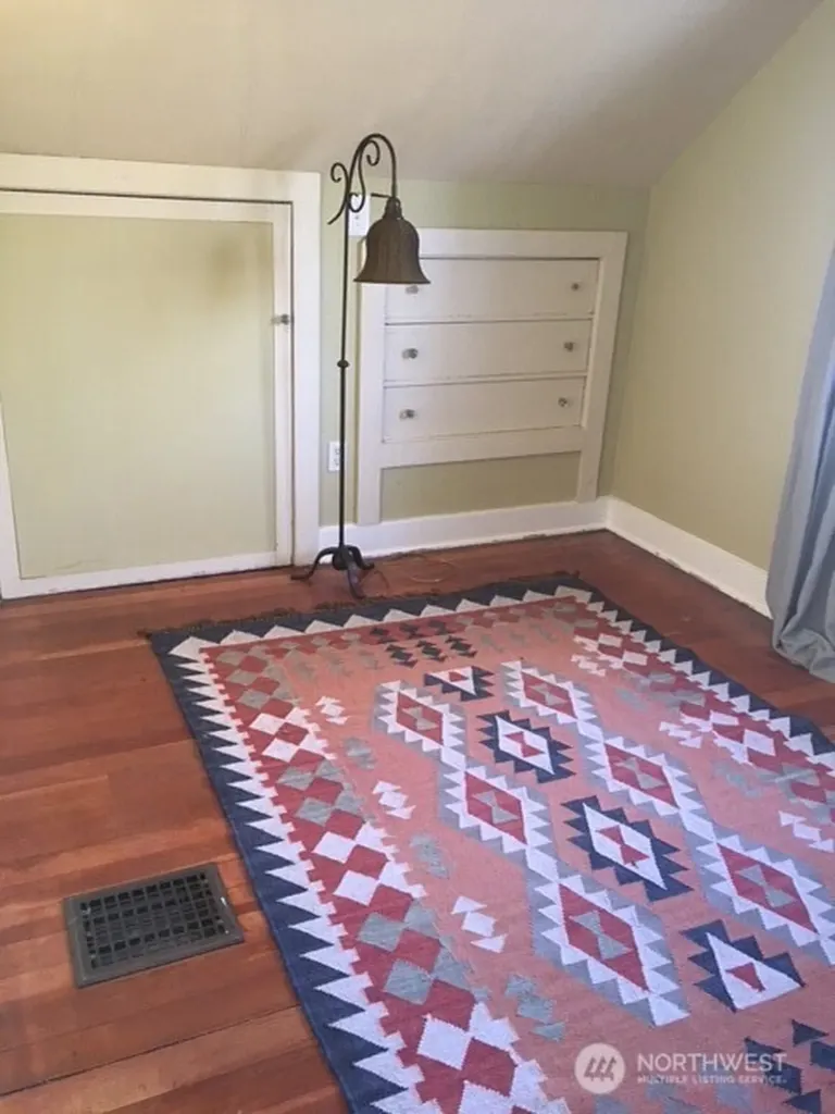 1639 22nd Avenue Longview WA 98632