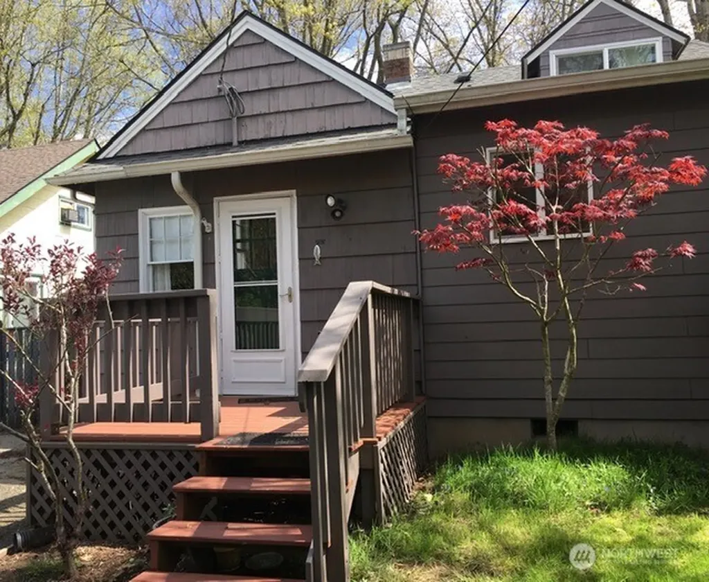 1639 22nd Avenue Longview WA 98632