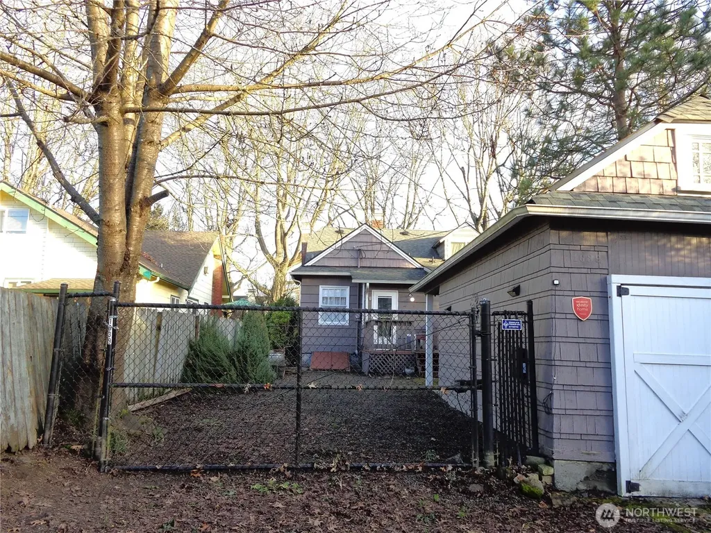 1639 22nd Avenue Longview WA 98632