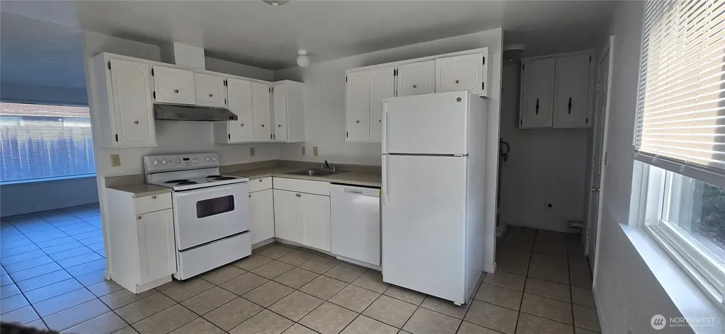 6905 S Madison Tacoma WA 98409