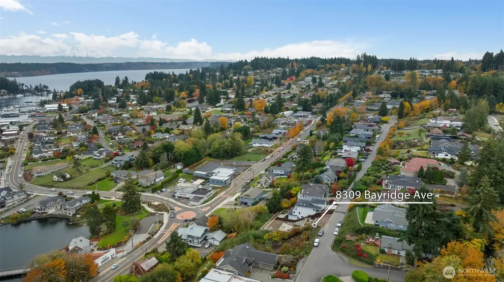 8309 Bayridge Avenue Gig Harbor WA 98335