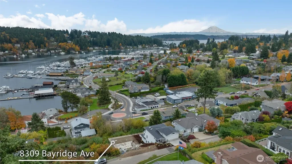 8309 Bayridge Avenue Gig Harbor WA 98335